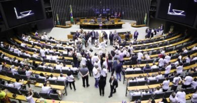 homenagem à tolerância e a paz.