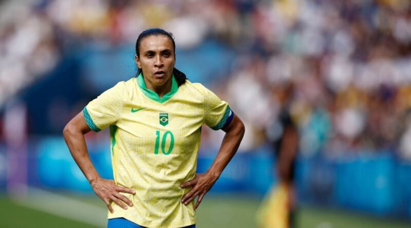 Marta comemora indicações de brasileiras à Bola de Ouro