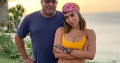 Pai de Anitta resgata foto e relembra passado sofrido da cantora