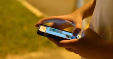 Pesquisas relacionam smartphone a queda de aprendizado e aumento da depressão