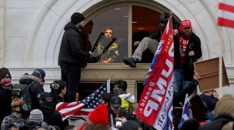 Professor: Uma nova derrota de Trump pode, sim, acarretar em um ataque ao Capitólio