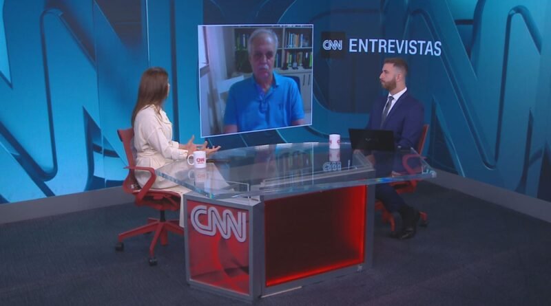 “Todos os biomas estão em risco“, diz Carlos Nobre à CNN