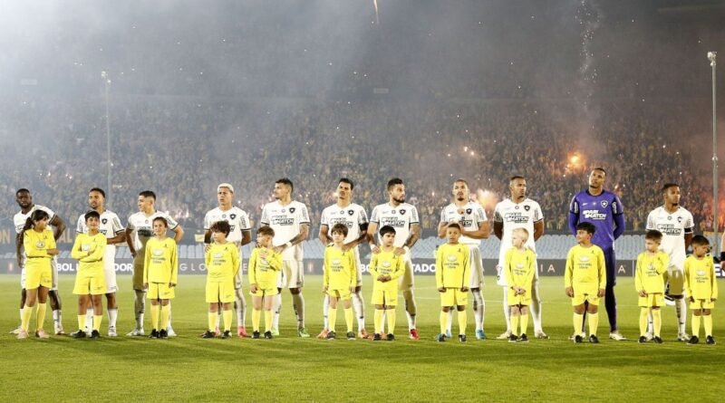 Botafogo é finalista da Libertadores pela primeira vez; relembre brasileiros