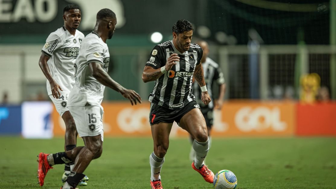 Hulk dispara contra Luiz Henrique, do Botafogo: “Longe de ser craque“