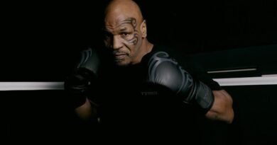 Mike Tyson desafia novo YouTuber e explica mordidas na luva durante combate