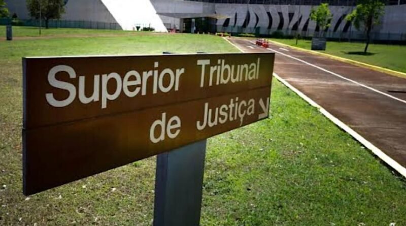 Ministro do STJ derruba decisão de desembargadores de MT investigados