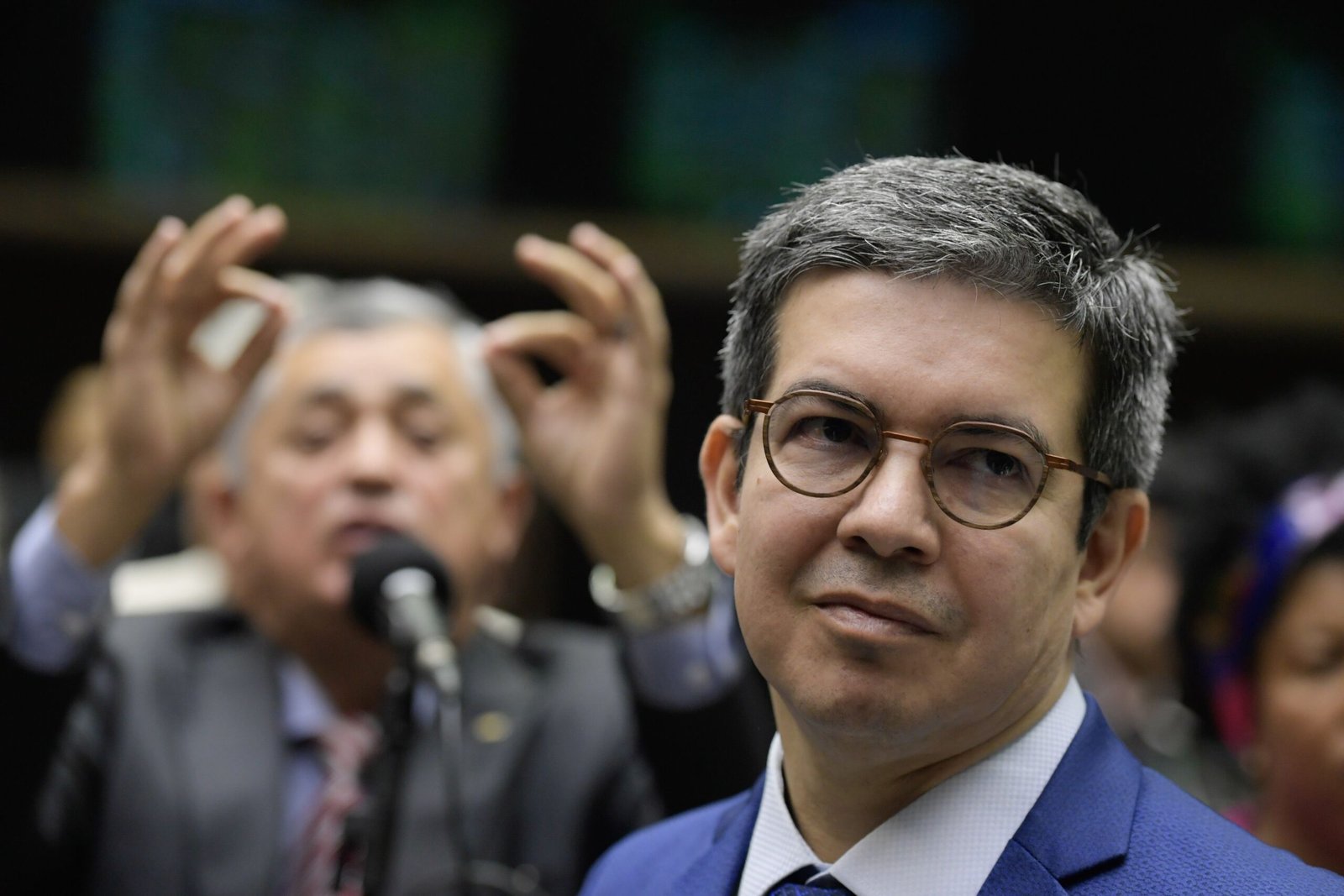 A 20 dias para recesso, governistas tentam acelerar pacote fiscal nesta quarta (4)