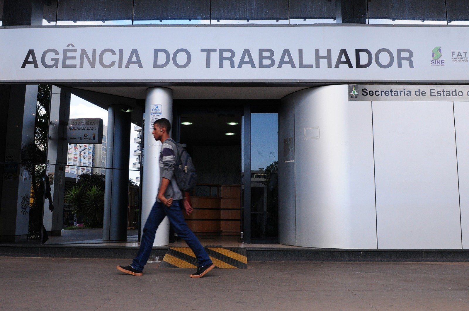 Agências do trabalhador têm 601 vagas abertas nesta quarta (18)