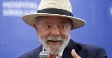 Após alta hospitalar, Lula passa a semana em São Paulo