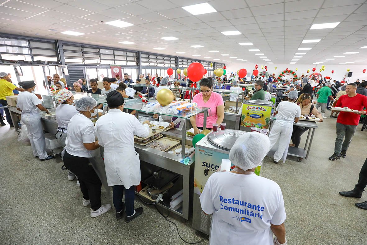 Atrações musicais e Papai Noel vão agitar a ceia natalina do Restaurante Comunitário de Samambaia Expansão