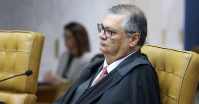 Dino bloqueia emendas de comissão do Senado; parte é liberada