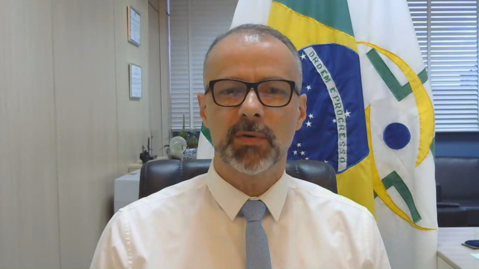 “Fake news prejudicaram cobertura vacinal“, diz presidente da Anvisa