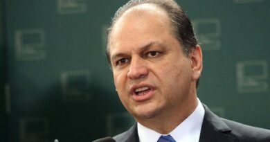 Kassio rejeita reabrir investigação sobre Ricardo Barros no caso das vacinas da Covid-19