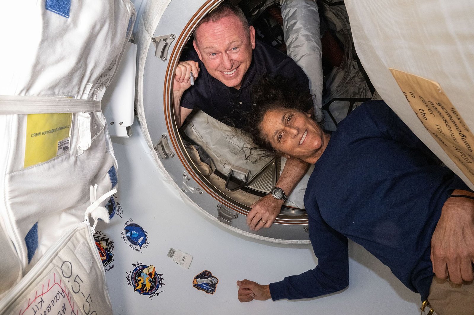 Nasa retarda volta de astronautas Wilmore e Williams à Terra