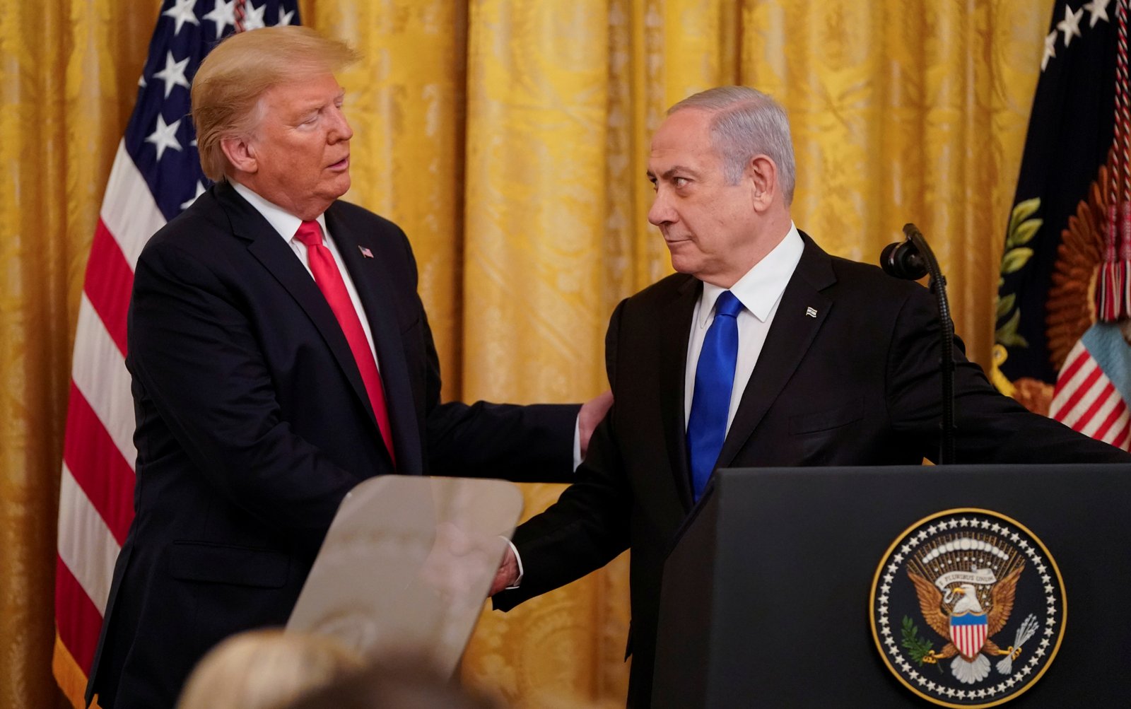 Netanyahu e Trump conversam sobre reféns em Gaza e situação na Síria