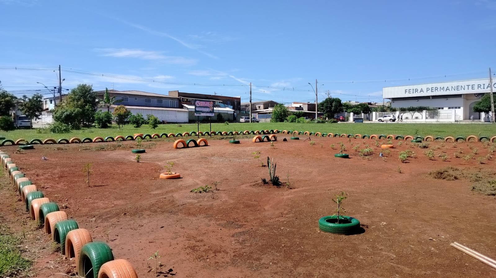 Ponto de descarte irregular de lixo no Riacho Fundo II é eliminado