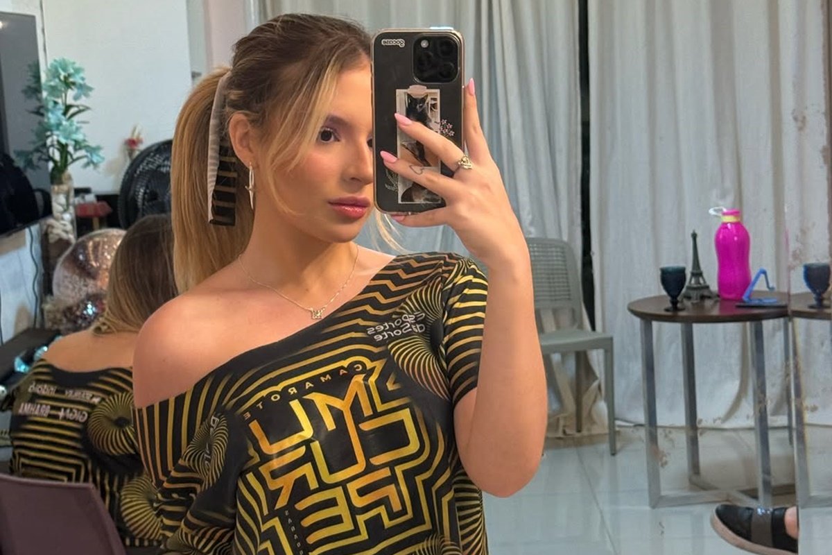 Sophia Valverde diz que faz lives por necessidade: “Estou precisando”