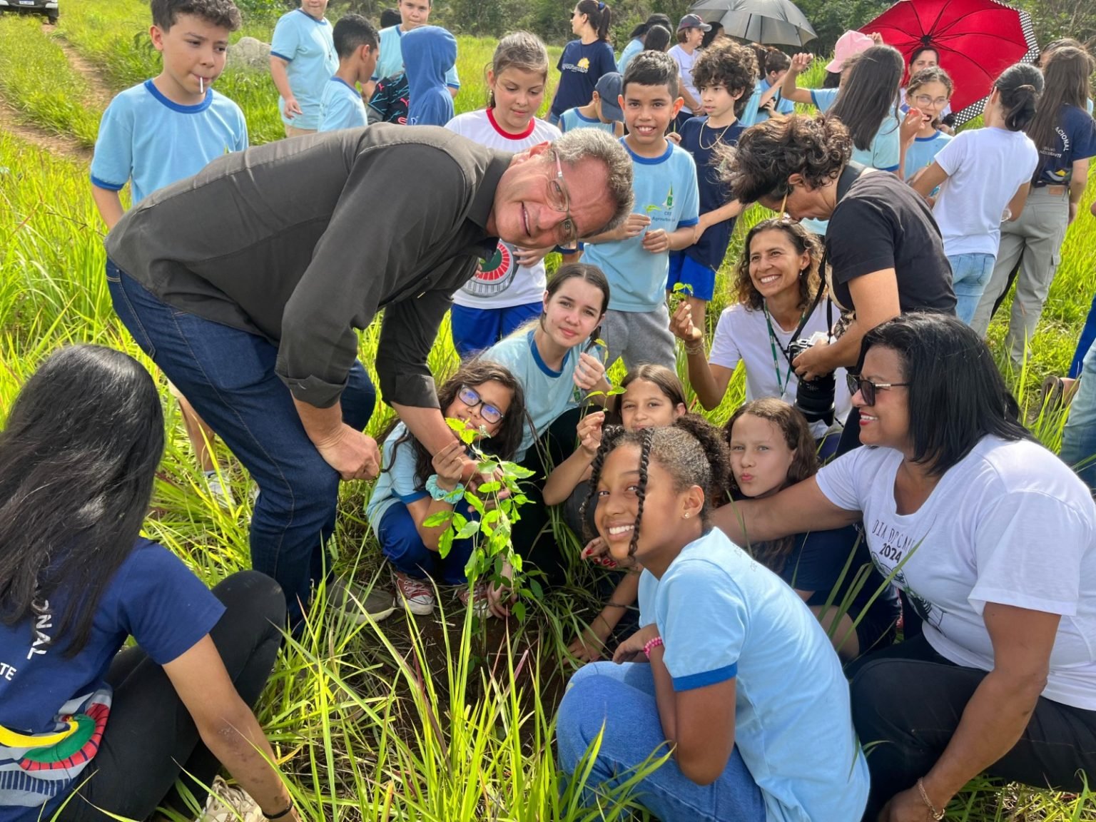 Unidade de conservação recebe bombas de sementes em iniciativa de reflorestamento