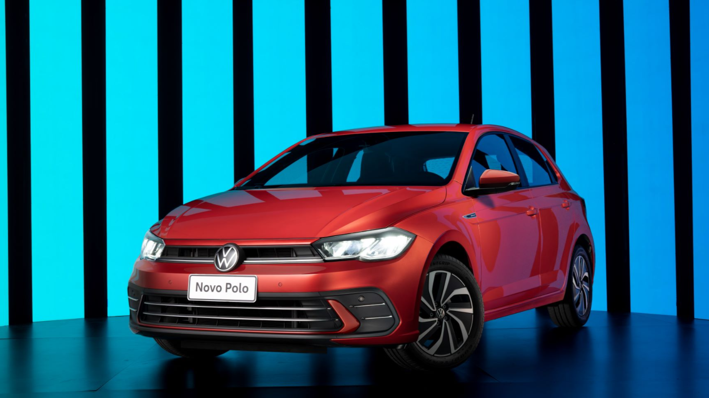 Vantagem da Fiat Strada cai em novembro frente ao Polo; veja ranking