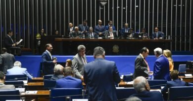 Veja como votou cada senador na PEC do pacote fiscal