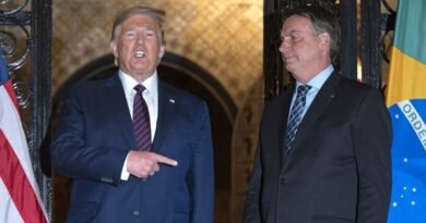 Bolsonaro diz esperar que Trump ajude a reverter sua inelegibilidade