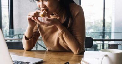 Como as redes sociais podem influenciar hábitos alimentares