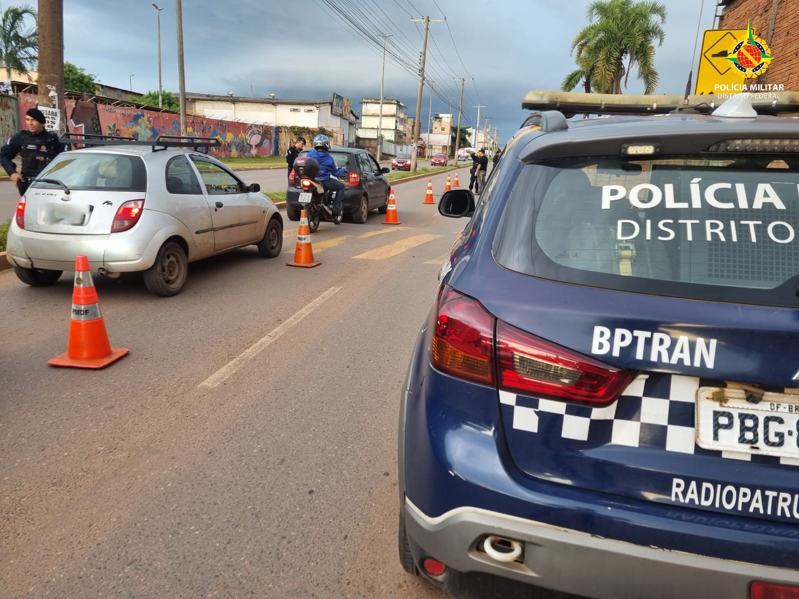 Operação Álcool Zero flagra 50 motoristas sob efeito de álcool em Ceilândia