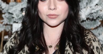 Ator de Gossip Girl lamenta morte de Michelle Trachtenberg