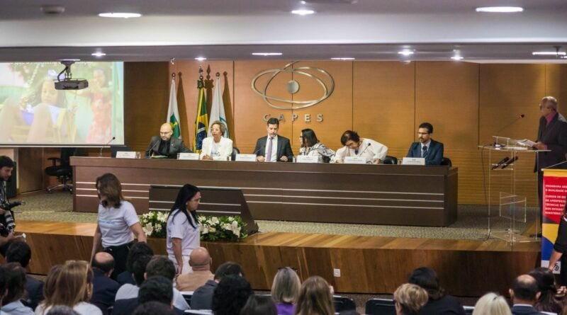 secretaria de educacao apresenta plano de acao para o ensino medio foto 2 1920x1280