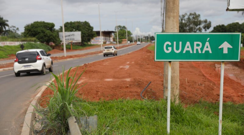 liberação de faixa nas obras da via entre guará e núcleo bandeirante melhora trafegabilidade na região