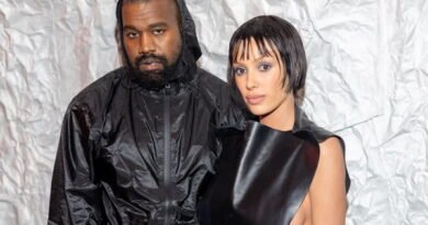 Quem é Bianca Censori, esposa de Kanye West que surgiu nua no Grammy