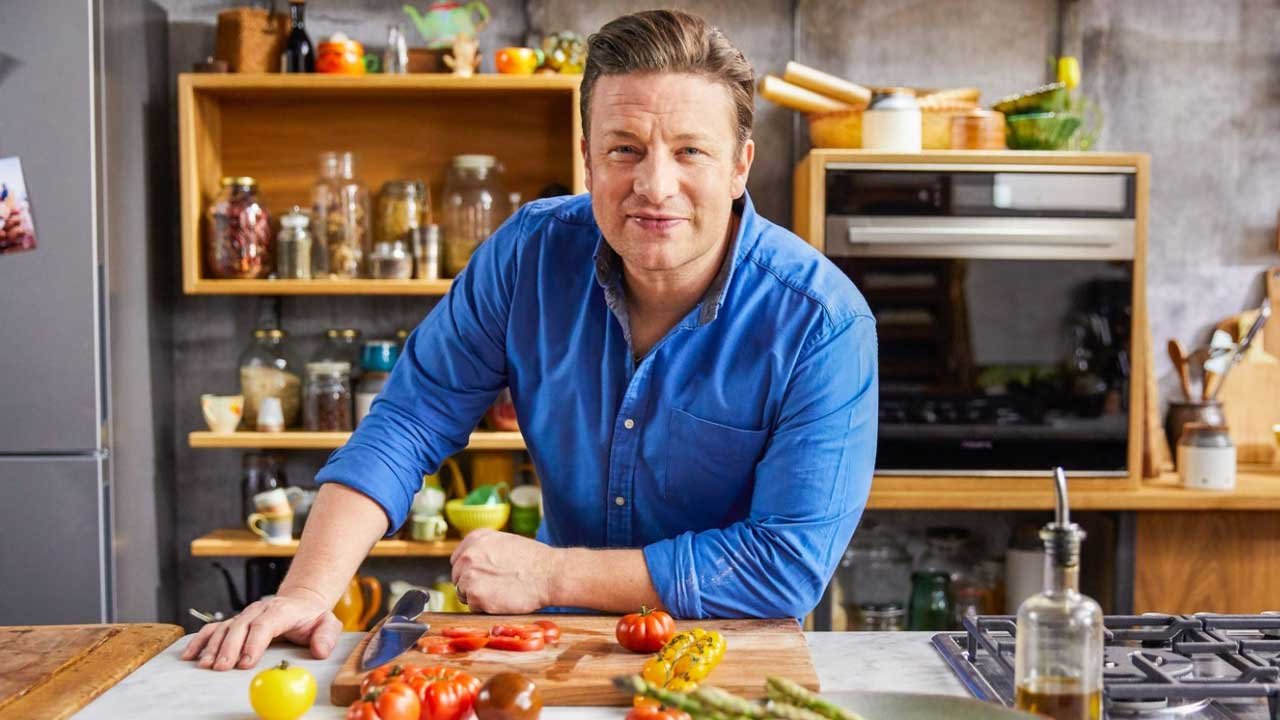 Chef inglês Jamie Oliver abre novo restaurante em São Paulo