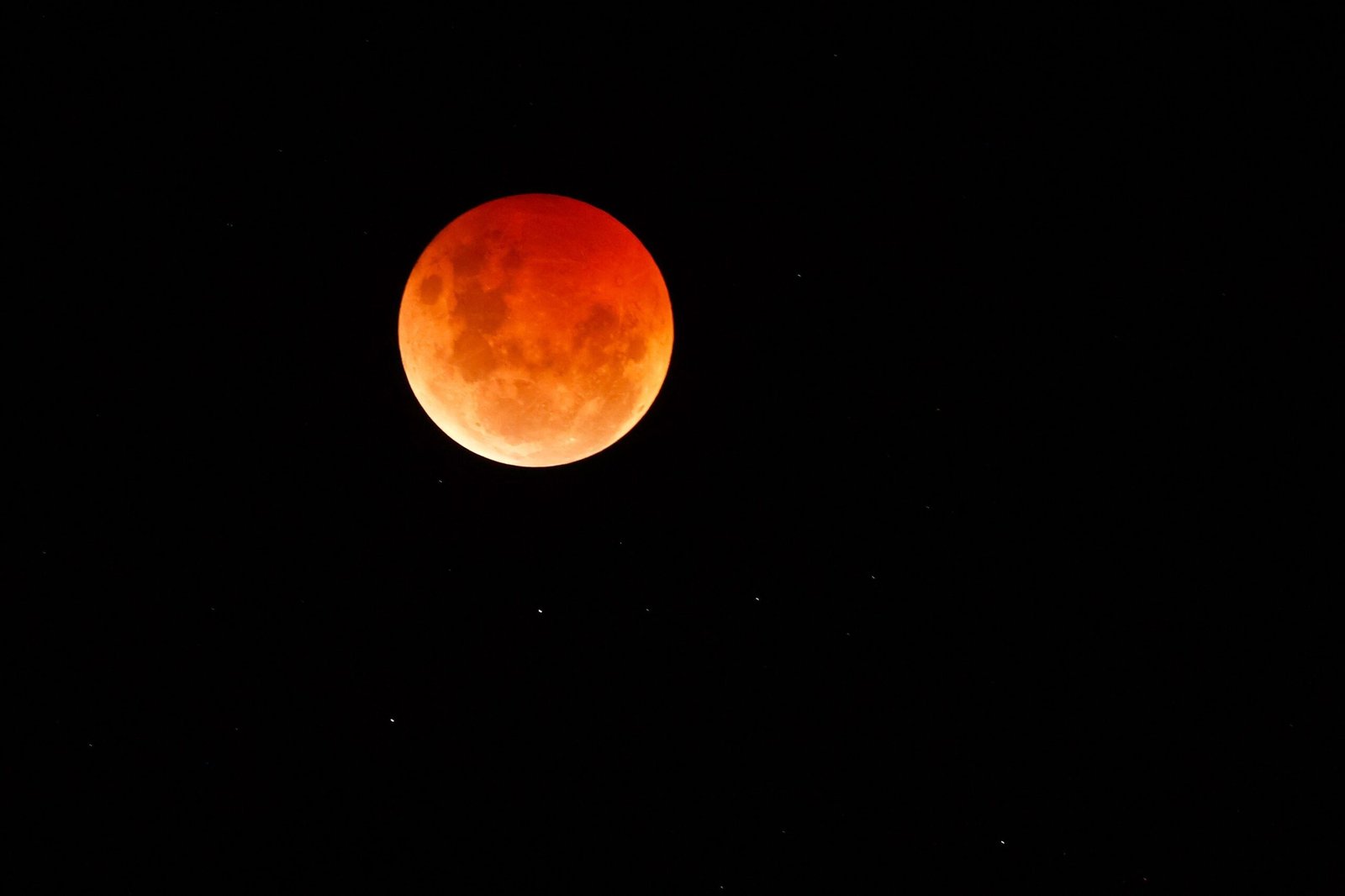 Lua de Sangue: por que a Lua fica vermelha durante o eclipse