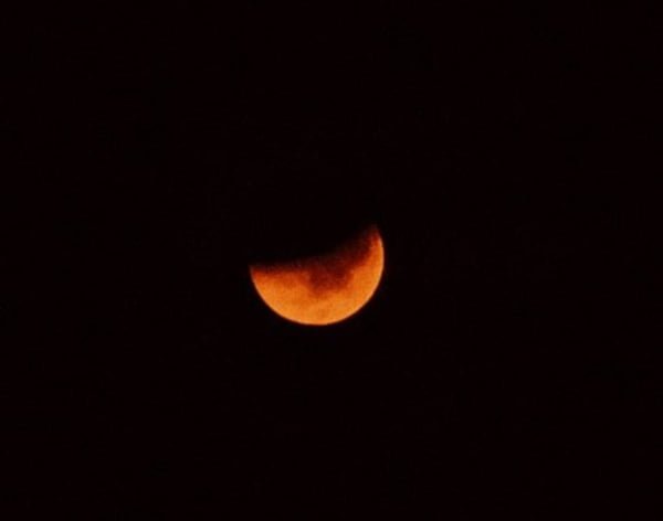 Lua de Sangue: veja imagens do eclipse que embelezou o céu do país