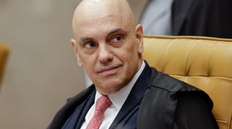 Moraes envia à PGR defesa de denunciados do núcleo 2 da trama golpista